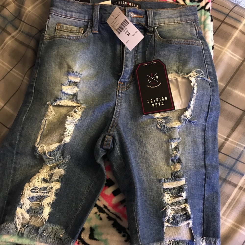 Women’s shorts from fashion nova